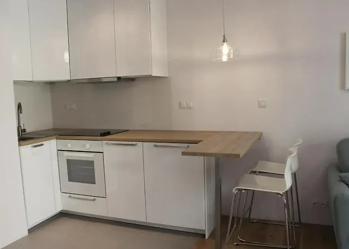 Westestapart T144 Wiktoryn Daire *